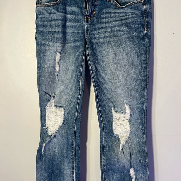 Sneak Peek Low Rise Denim Distressed Jeans 1 - Picture 3 of 14